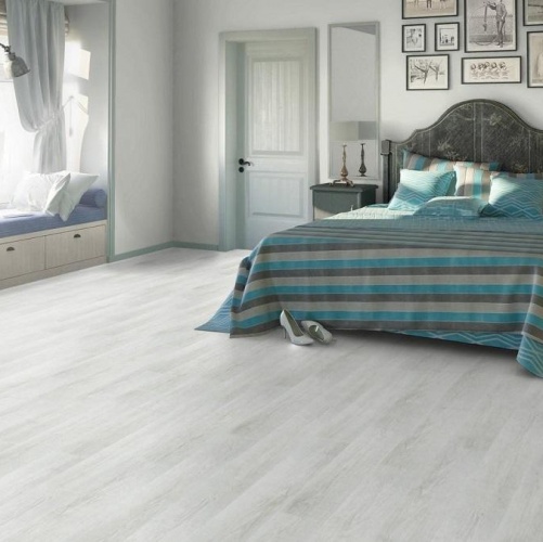 Виниловый ламинат Tarkett New Age Serenity Дуб с брашью (Текстурированная) 914,4х152,4/101,6 мм 1000901210 - Вид №9