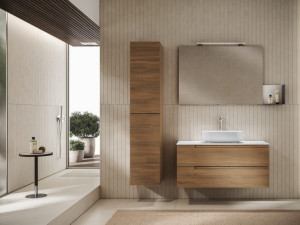 Подвесной умывальник с ящиками, навесным шкафом и зеркалом