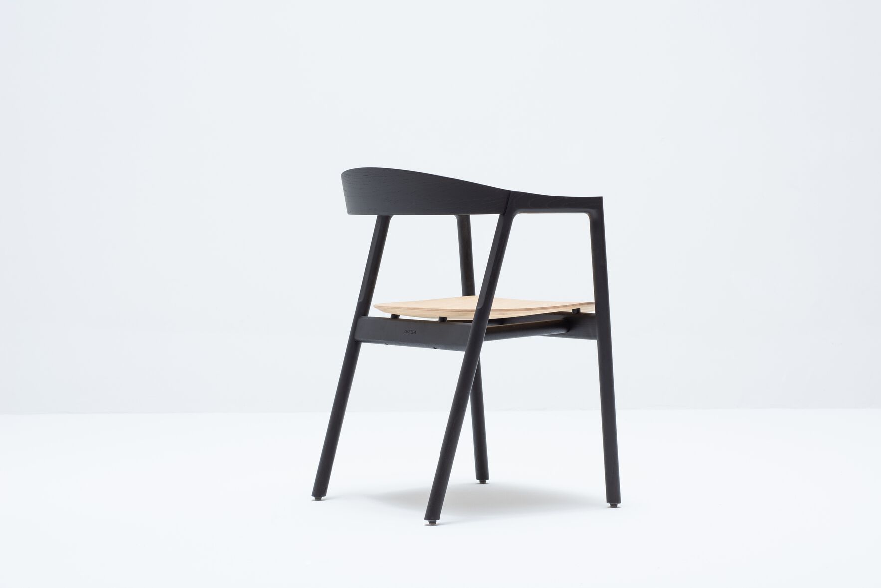 Дубовый стул с открытой спинкой Gazzda MUNA ARCH-00139871 - Вид №1