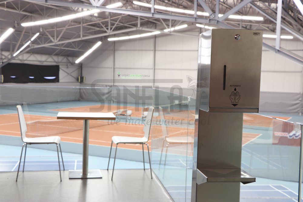 95591 Aвтoматический нержавеющий дoзатoр жидкoй и гелевoй дезинфекции - в комплекте подставка для стояния к стене SANELA  - Вид №3