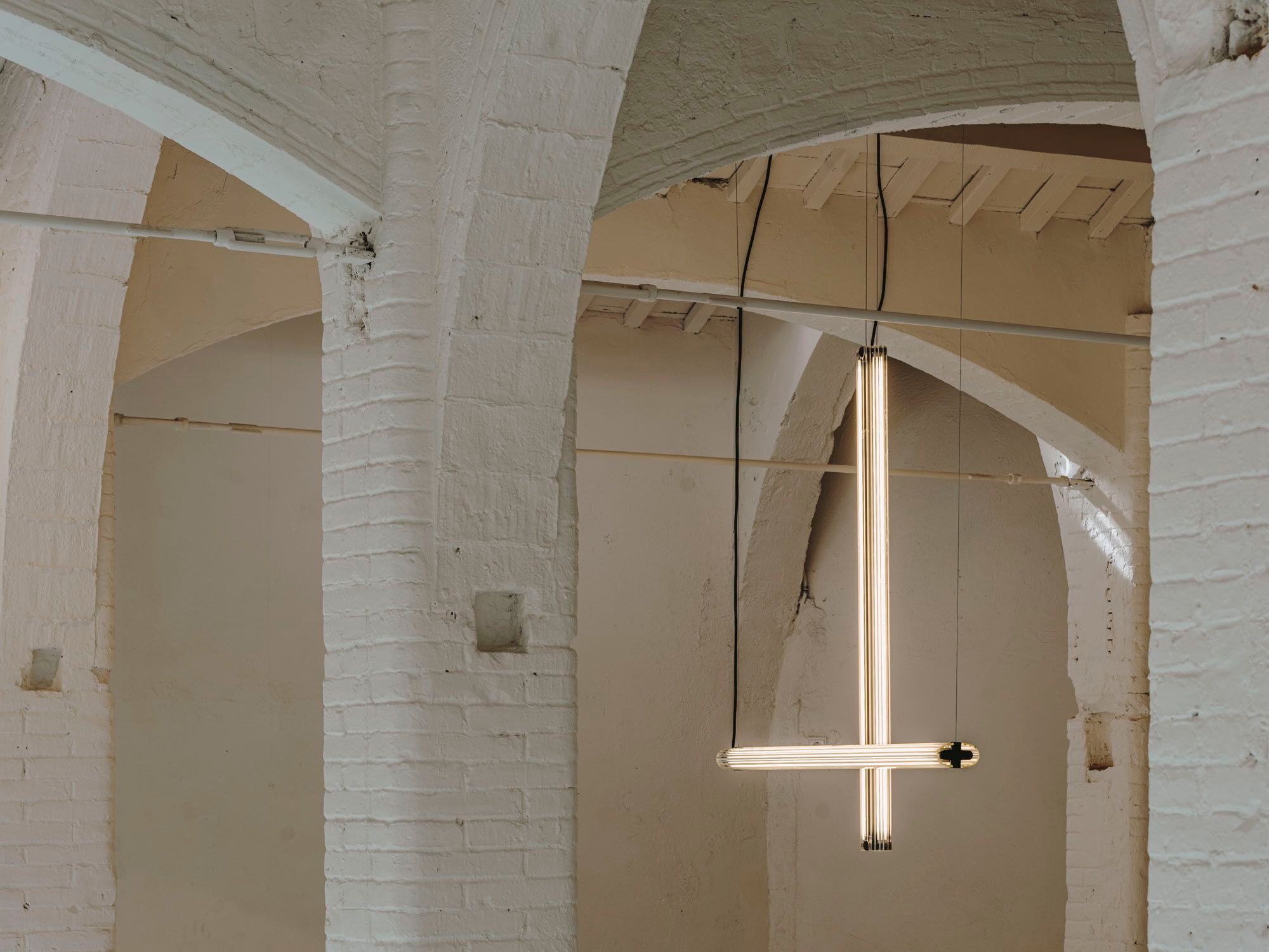 Стеклянный светодиодный подвесной светильник PARACHILNA B15 ARCH-00120325 - Вид №12