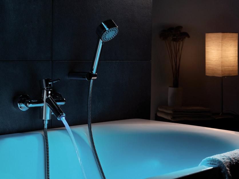 Remer Rubinetterie Настенный светодиодный смеситель для ванны Minimal color Nr 05 2 - Вид №1