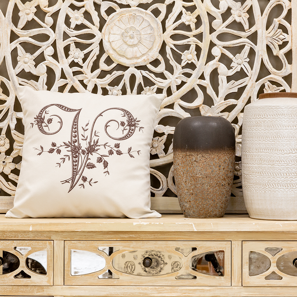 21080561 Арт-подушка «Монограмма буквы V» Object Desire Азбука мечты  - Вид №5