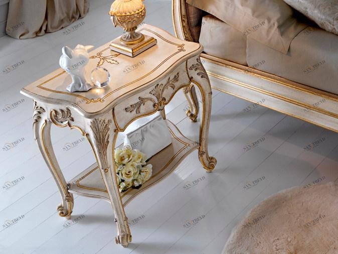 Grifoni Silvano Прикроватная тумбочка в классическом стиле с ящиками sun-id-1456553