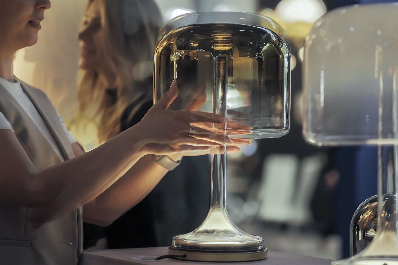 Стеклянная настольная лампа Maytoni SPIRITO ARCH-00089590 - Вид №6