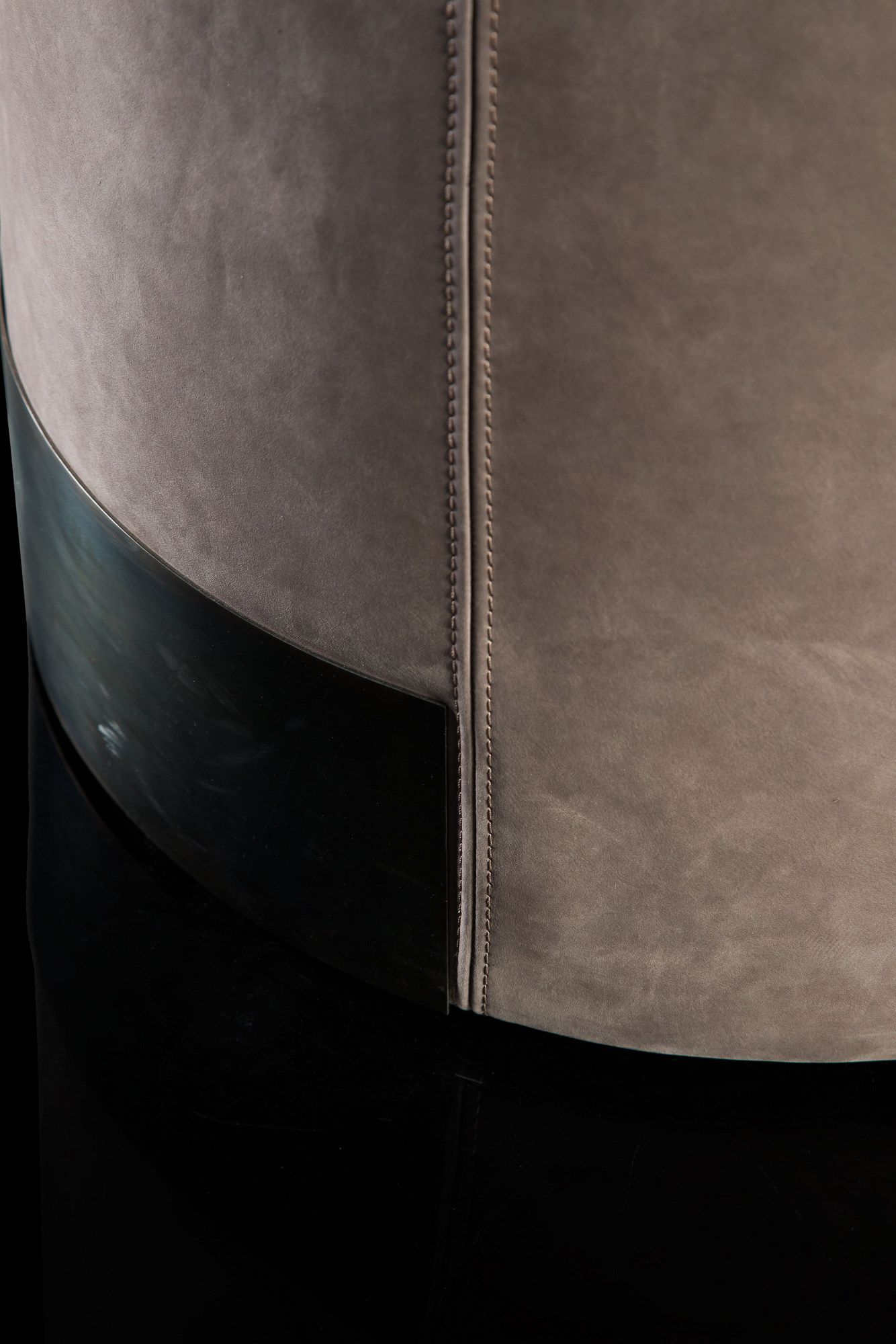 Круглый кожаный пуф Henge GELLY ARCH-00110333 - Вид №2