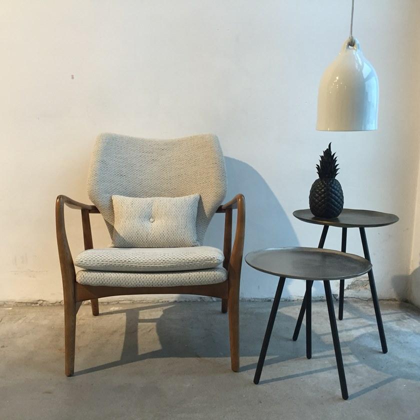 Pols Potten Круглый журнальный столик из железа  390-070-044  - Вид №1