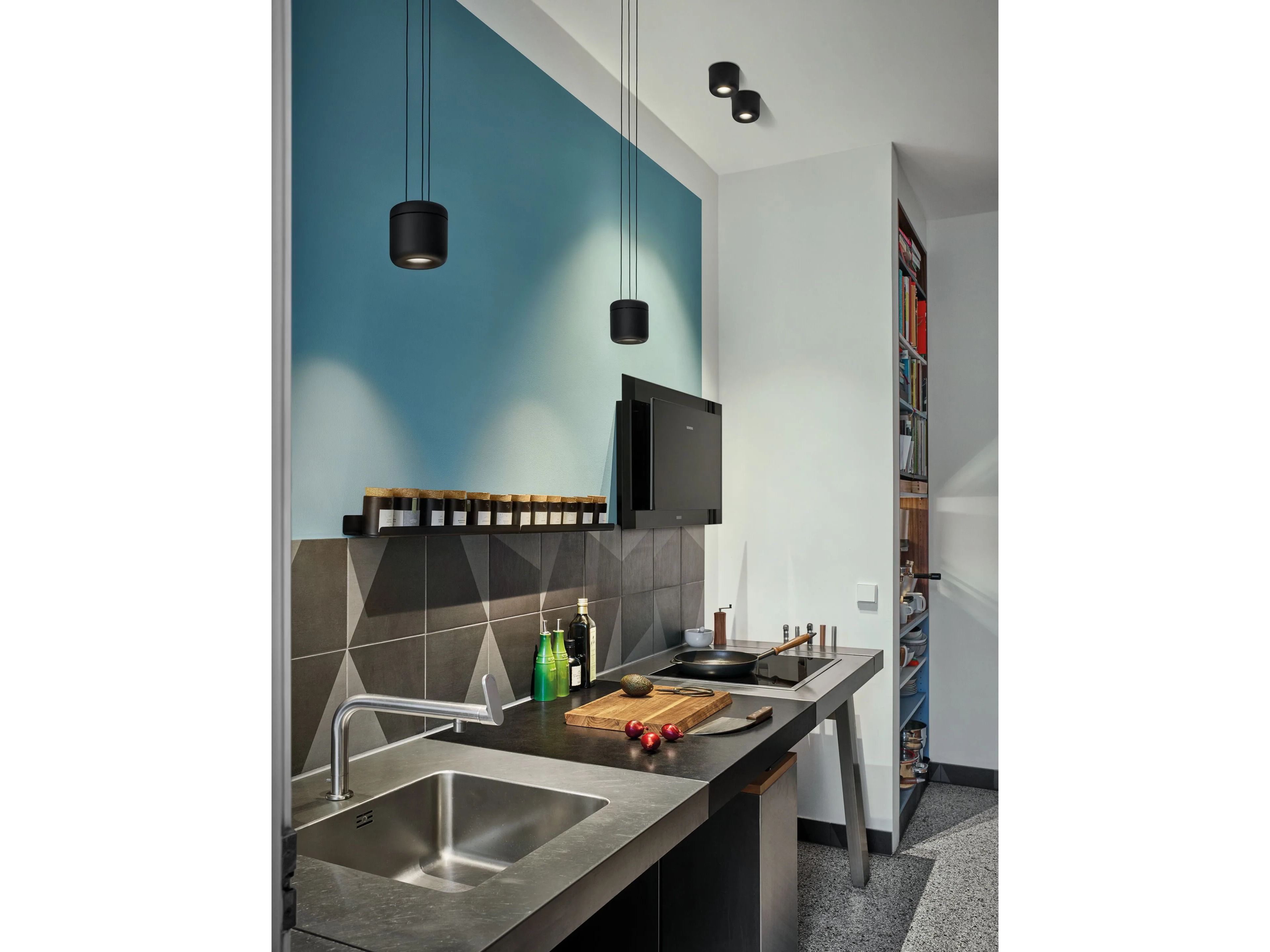 Алюминиевый светодиодный подвесной светильник serien.lighting CAVITY ARCH-00069972 - Вид №13