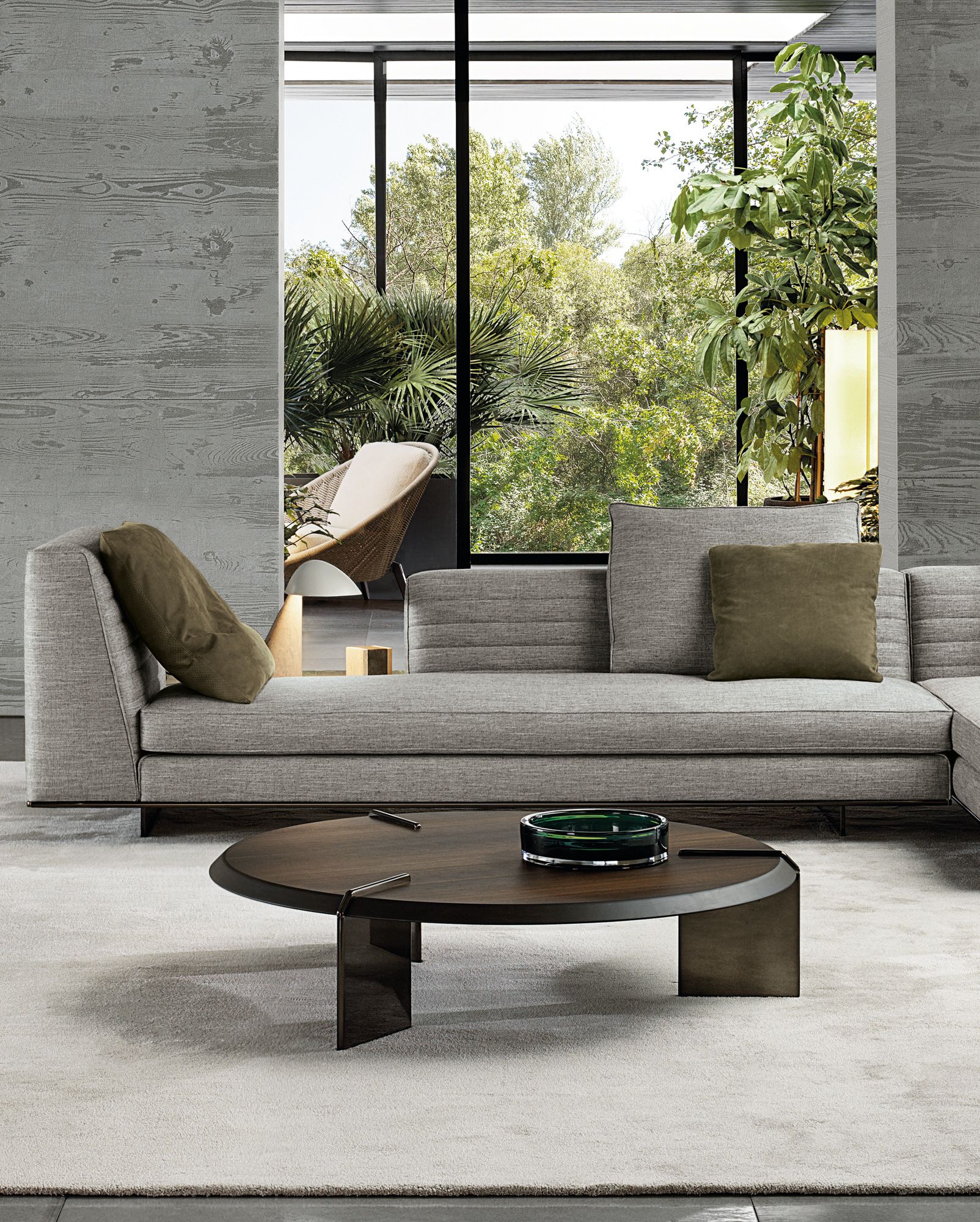 Круглый журнальный столик из эвкалипта и лака Minotti KEEL ARCH-00132168 - Вид №3