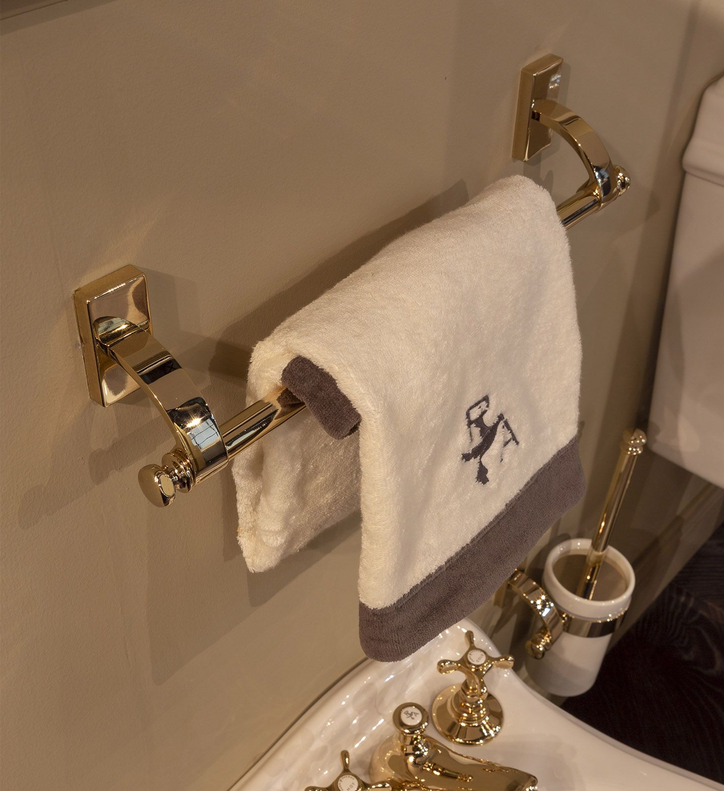 Металлический держатель для полотенец Park Avenue Westin ARCH-00135393 - Вид №2