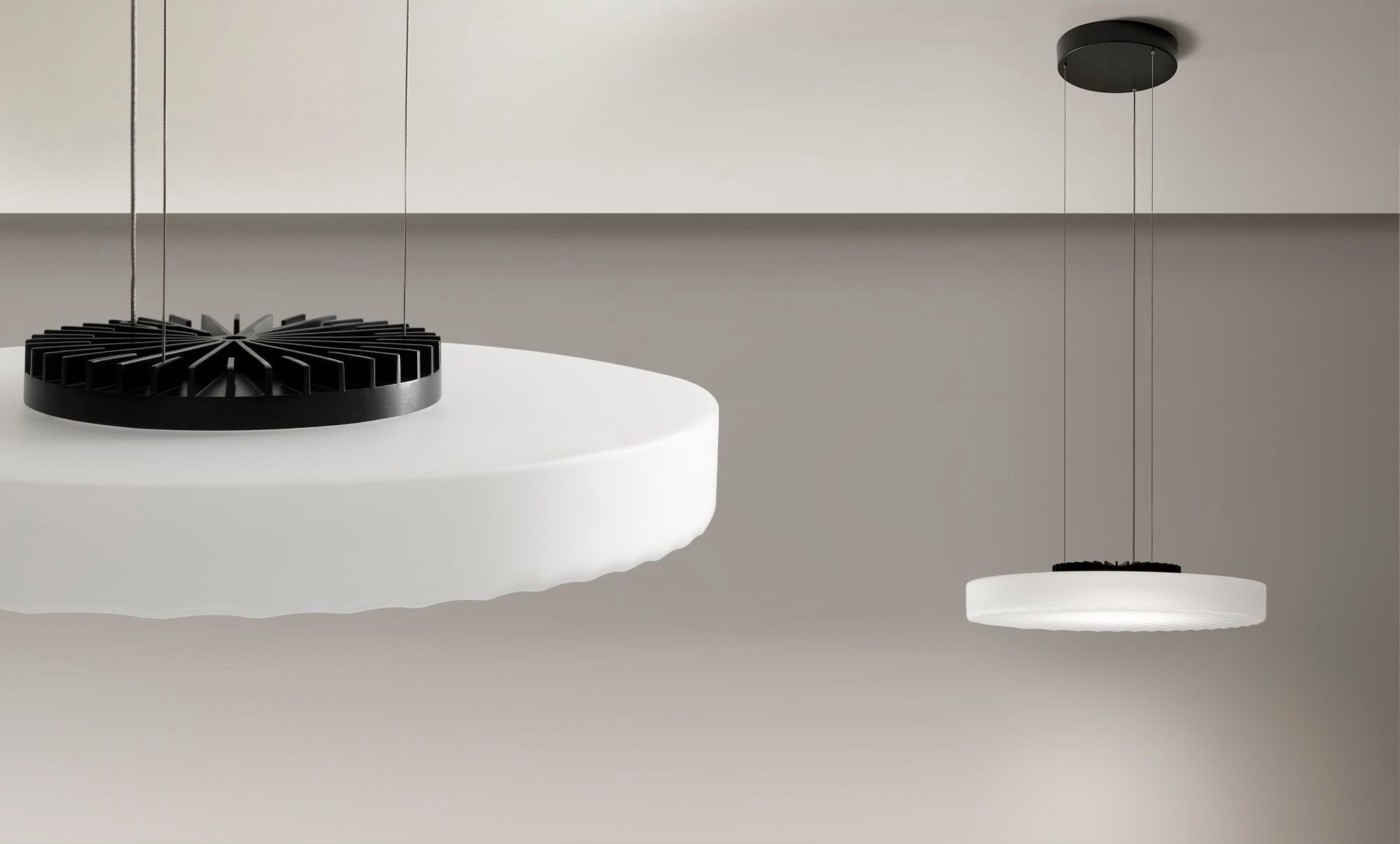 Светодиодный подвесной светильник с регулируемой яркостью из травленого стекла Panzeri кот ARCH-00118385 - Вид №2