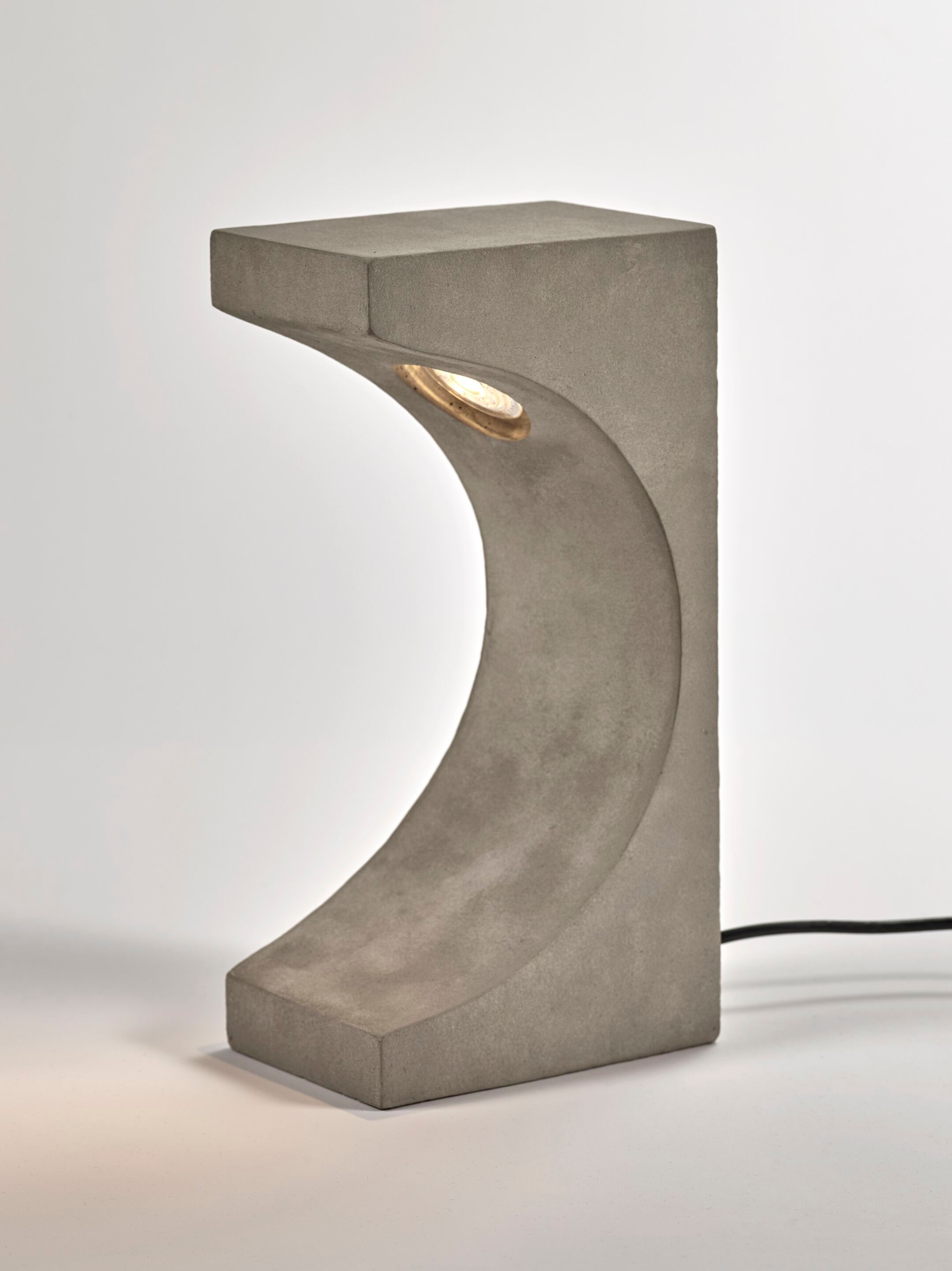 Бетонная светодиодная настольная лампа Serax Освещение от Патрика Пэриса ARCH-00055454 - Вид №5