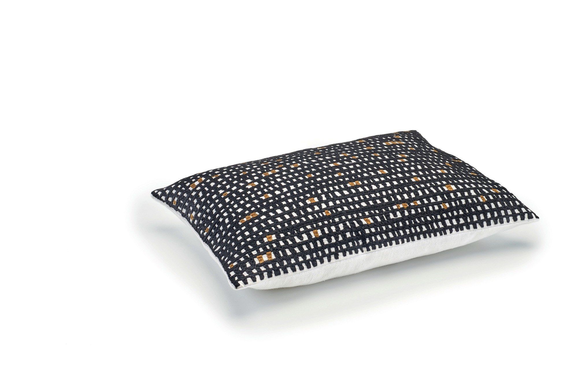 Льняная вышитая прямоугольная подушка Élitis BEE FLOWER ARCH-00079936 - Вид №4