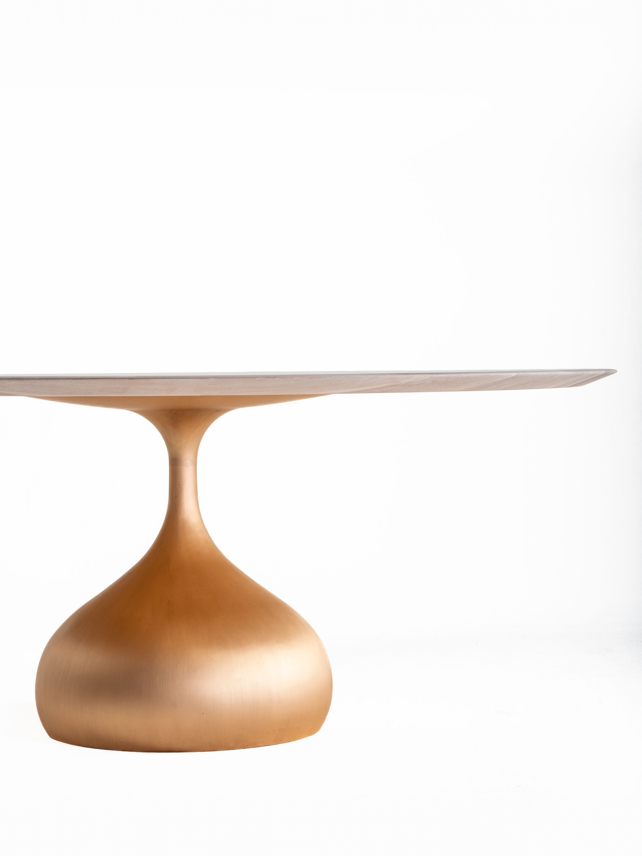 Круглый стол из бронзы и деревянная столешница DE PADOVA RAINDROPS ARCH-00130554 - Вид №1