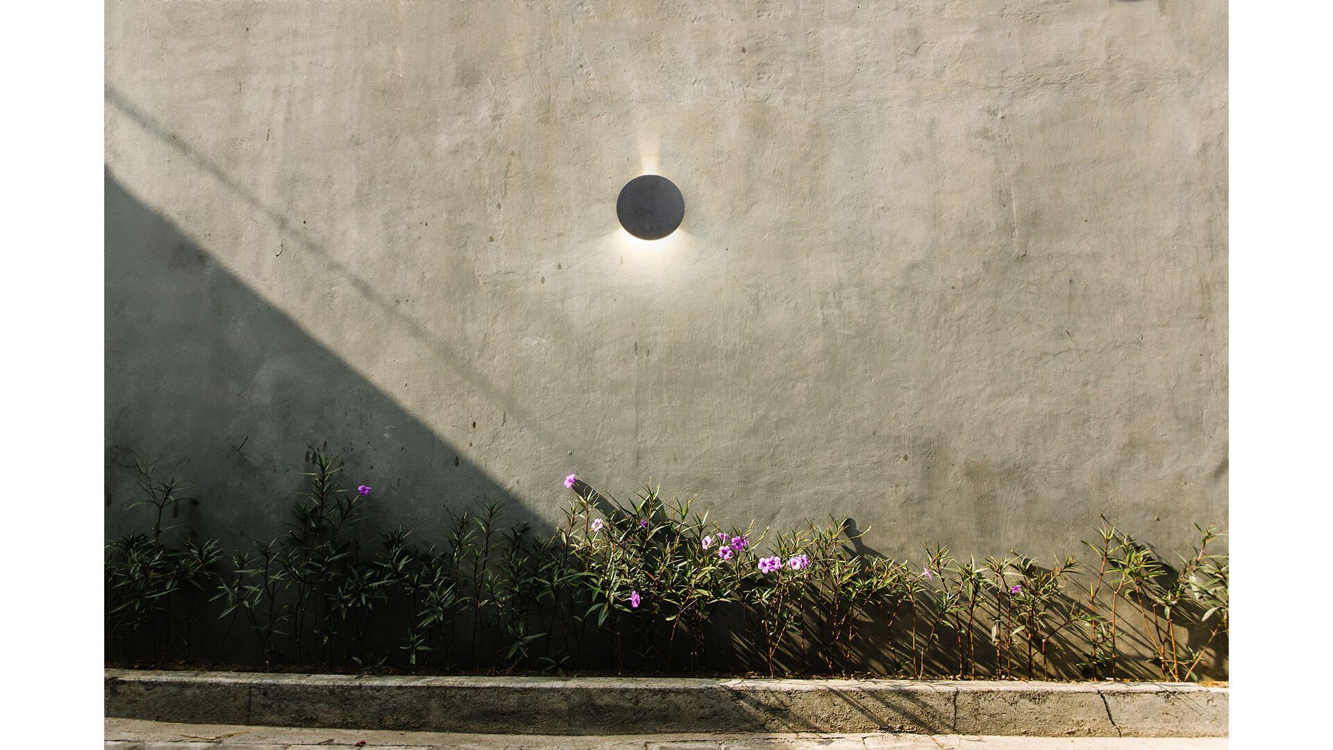 Настенный светильник для наружного освещения в BETALY® 9010 novantadieci OCIO BIG ARCH-00039777 - Вид №2