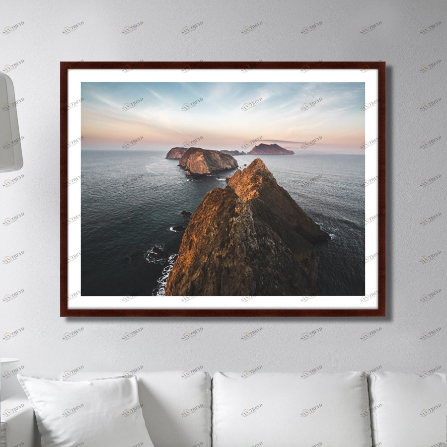 Фотокартина в раме 130х102 см The rocks in the Ocean КАРТИНЫ В КВАРТИРУ  264719 Бежевый;голубой;коричневый;разноцветный 