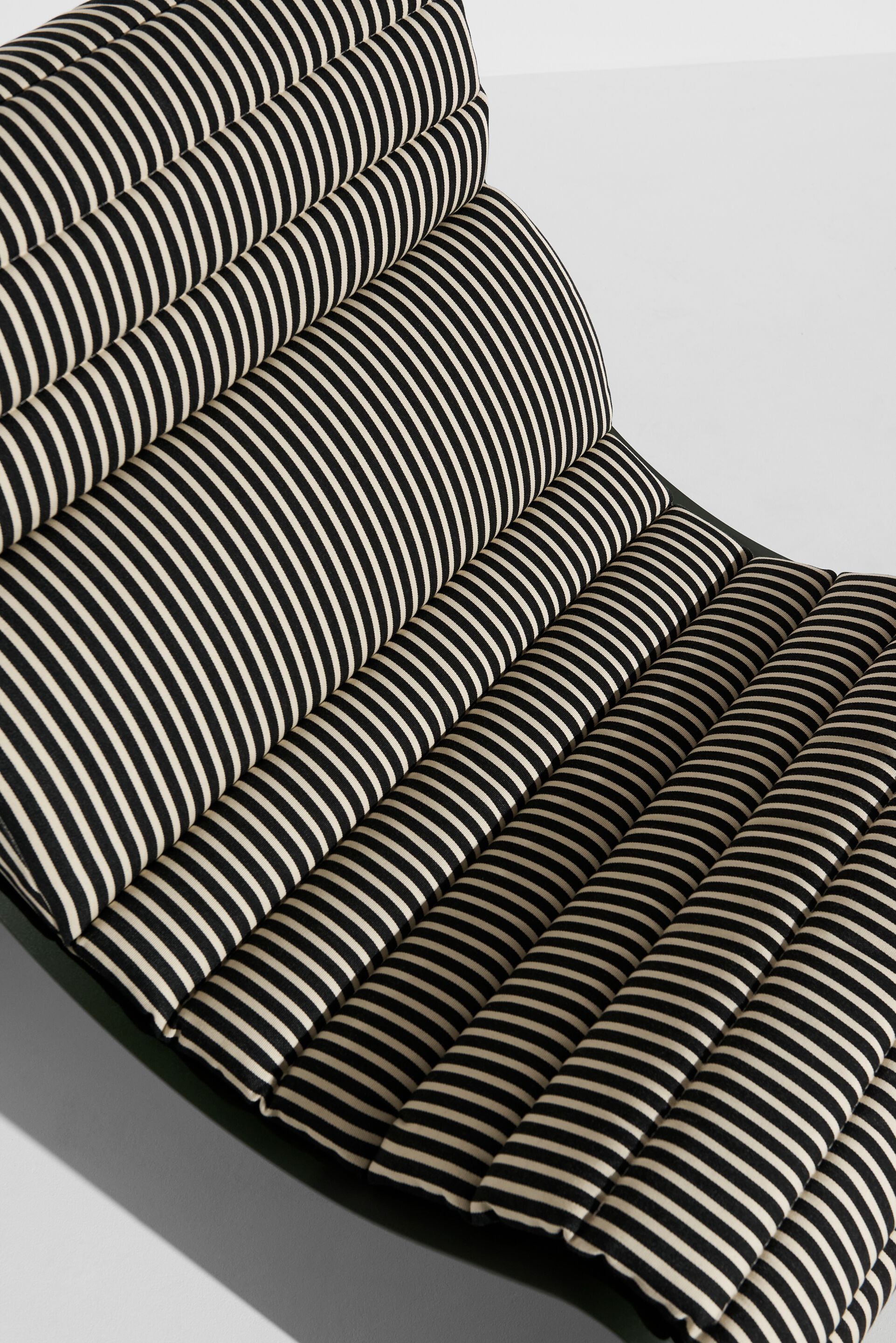 Алюминиевая Садовая кровать с порошковым покрытием Petite Friture Eclipse ARCH-00106915 - Вид №2