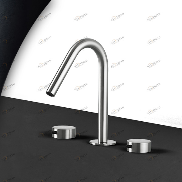 Смеситель для раковины сталь матовая с черной ручкой Toki Radomonte TKI23SCIL32