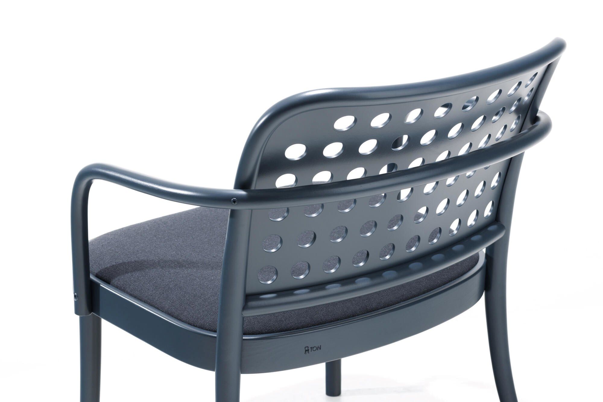 Деревянное кресло с подлокотниками с мягким сиденьем TON 822 ARCH-00035643 - Вид №10