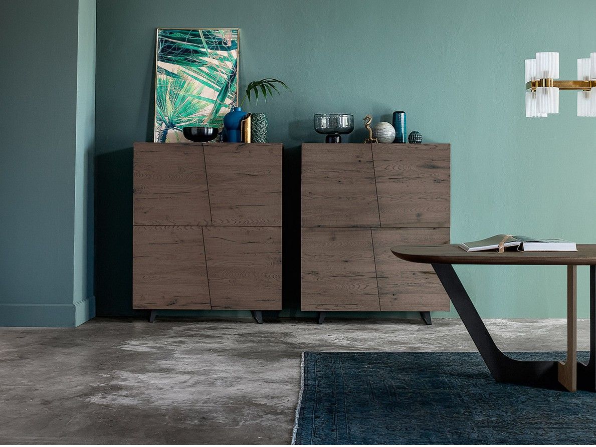 Шкаф из массива дерева с распашными дверцами Devina Nais ARCH-00108804 - Вид №1