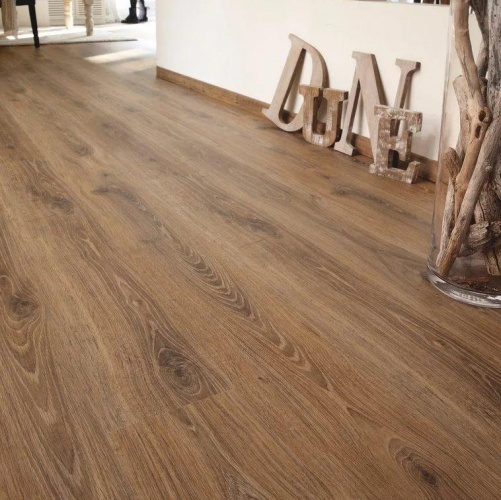 Виниловый ламинат Decoria Каслин Dr 1906 Дуб с брашью (Текстурированная) 1210х169 мм 1000900177 - Вид №1