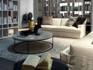 Meridiani Круглый деревянный журнальный столик