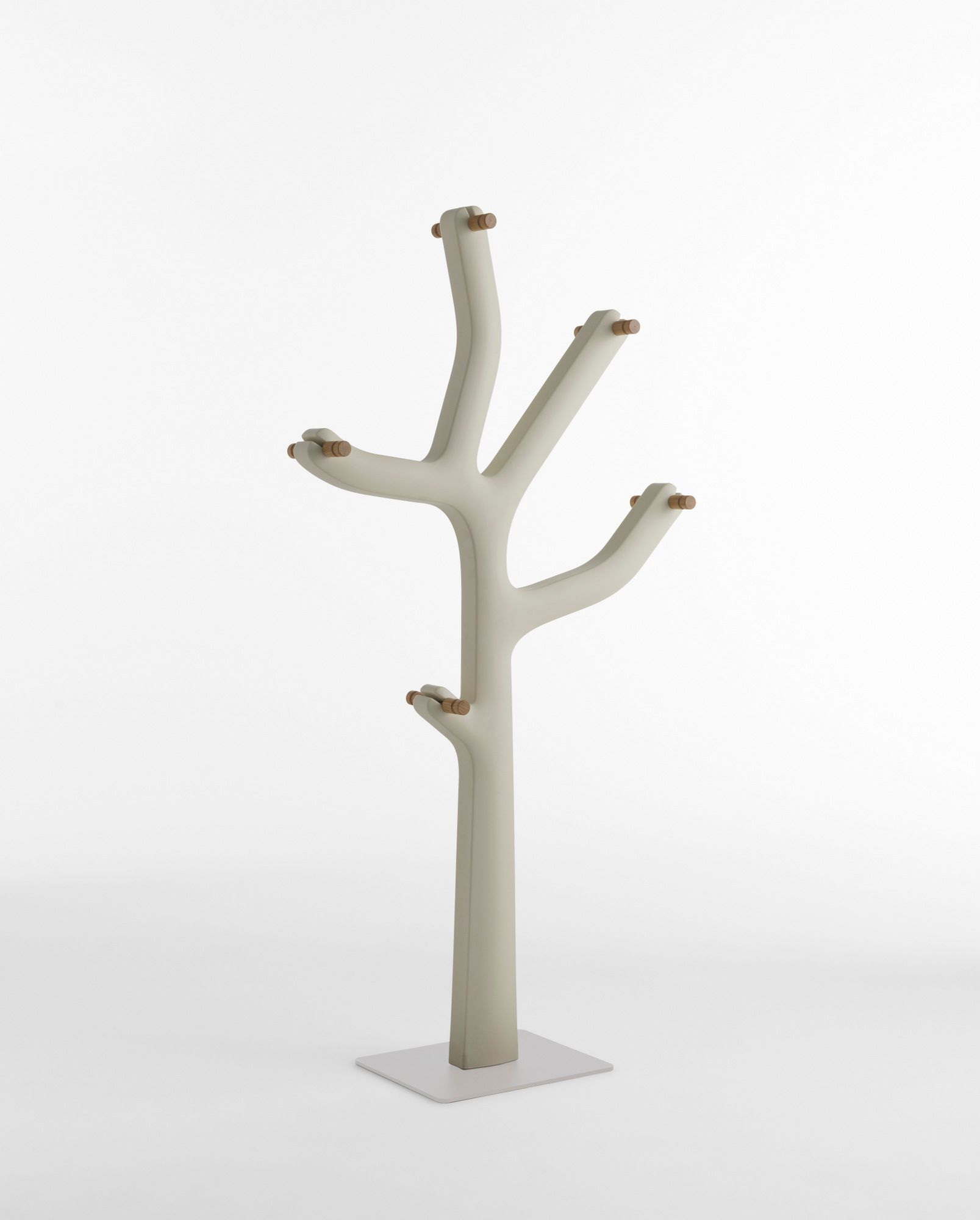 Вешалка для одежды из полиэтилена Casamania & Horm Альберто ARCH-00049585 - Вид №1