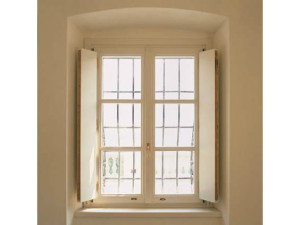 Деревянное створчатое окно