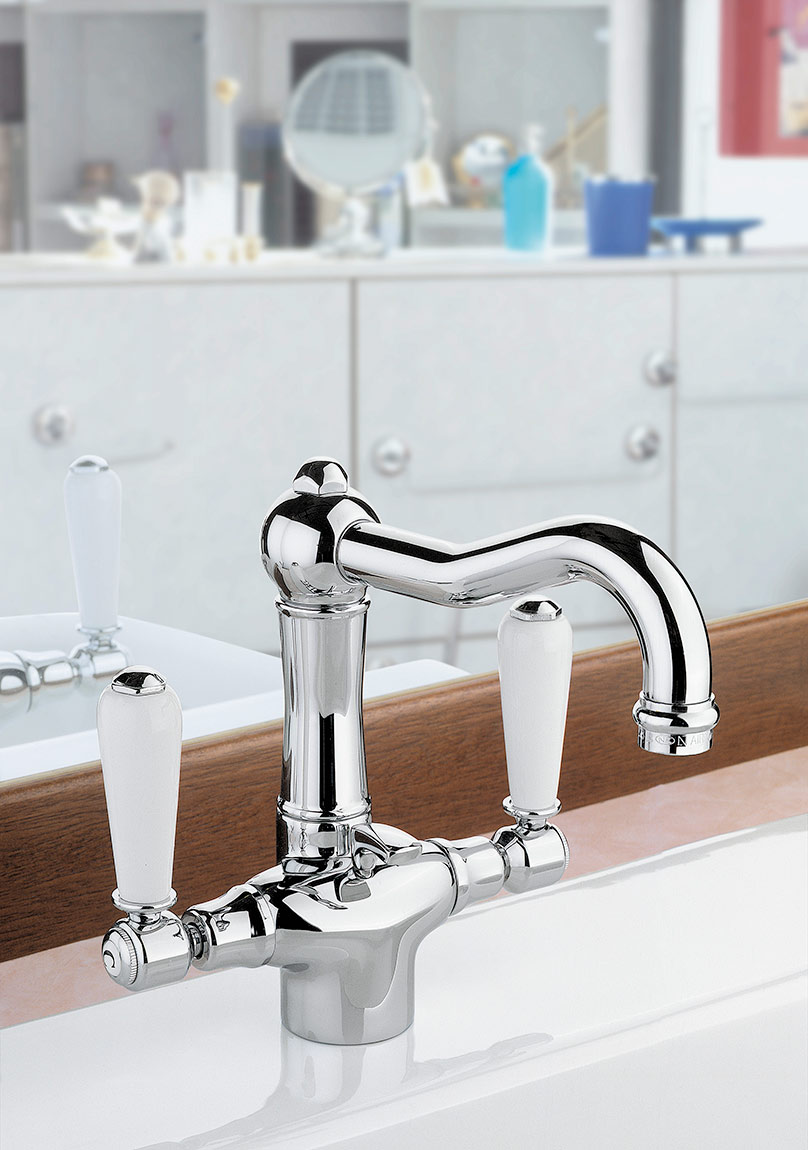 2527 Смеситель для умывальника с поворотным изливом Nicolazzi Series Nuova Brenta  - Вид №3