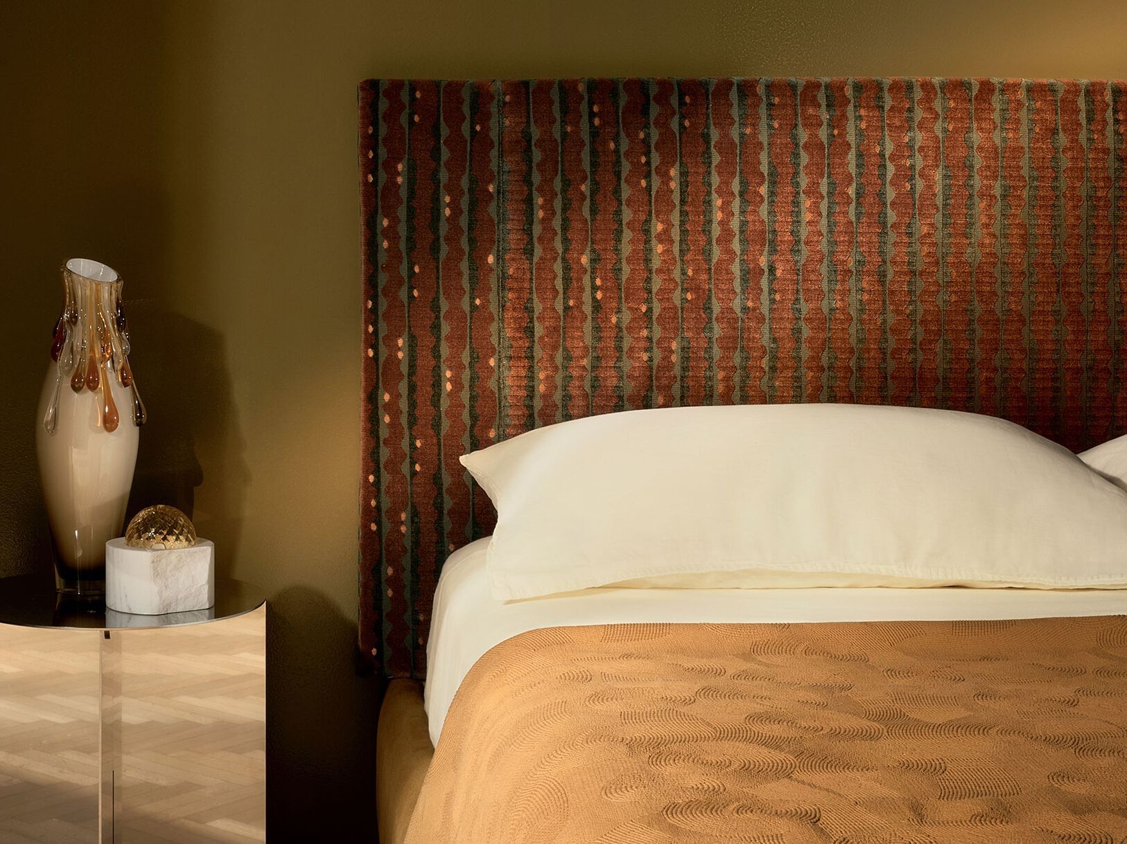 Бархатная обивочная ткань Élitis ORSO ARCH-00059696