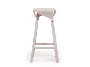 Высокий деревянный табурет с подставкой для ног