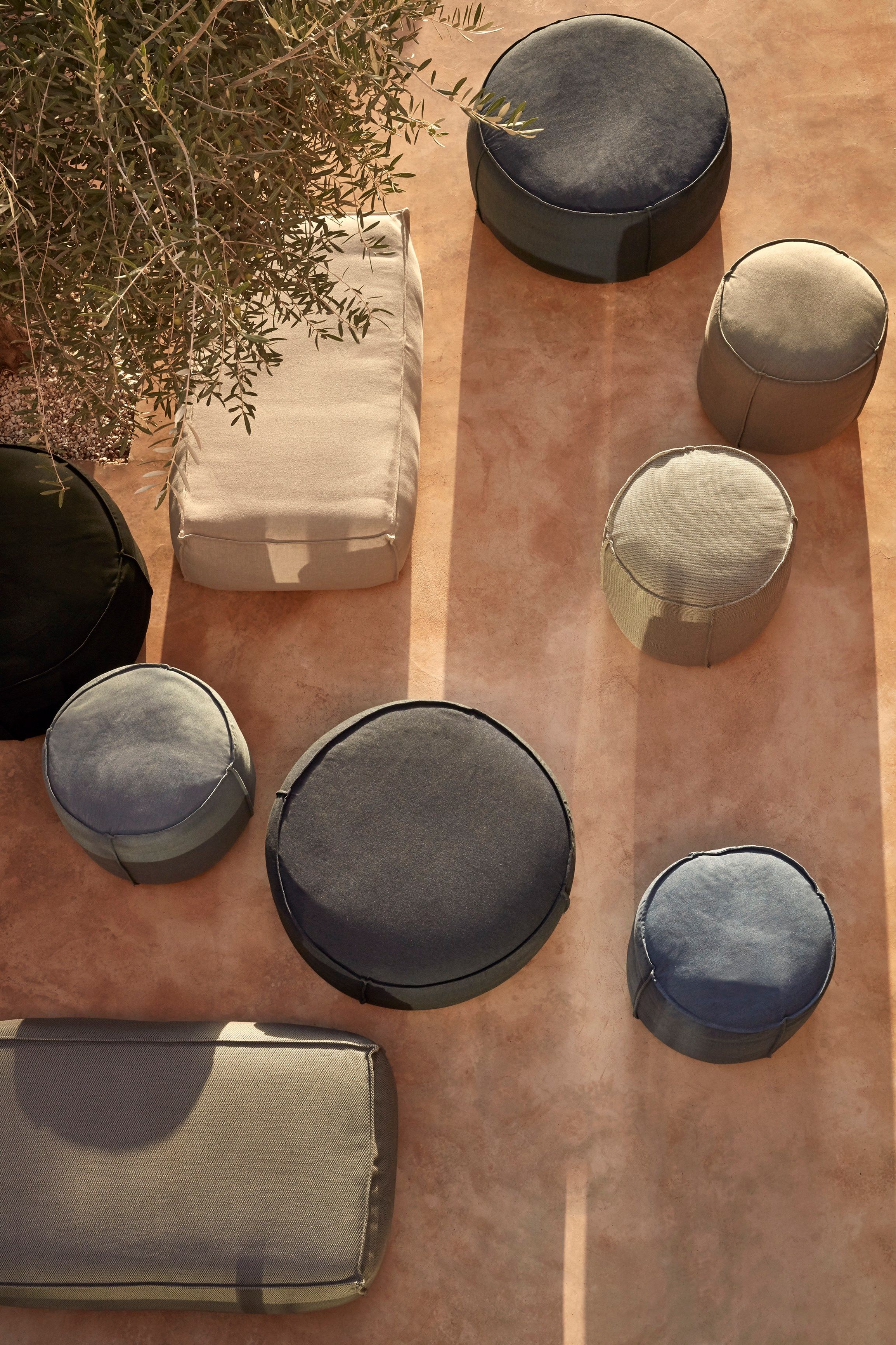 Ткань круглый сад пуфик MANUTTI ARCH-00059431 - Вид №7