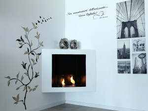 Угловой встроенный камин на биоэтаноле