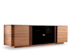 Шкаф с распашными дверями