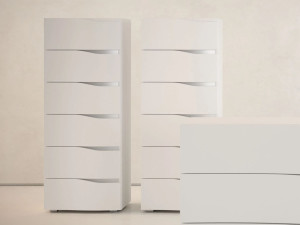 Деревянный комод