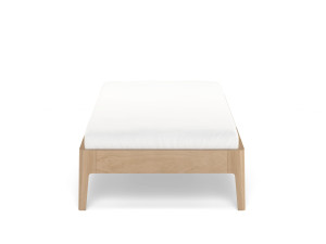 Деревянная односпальная кровать