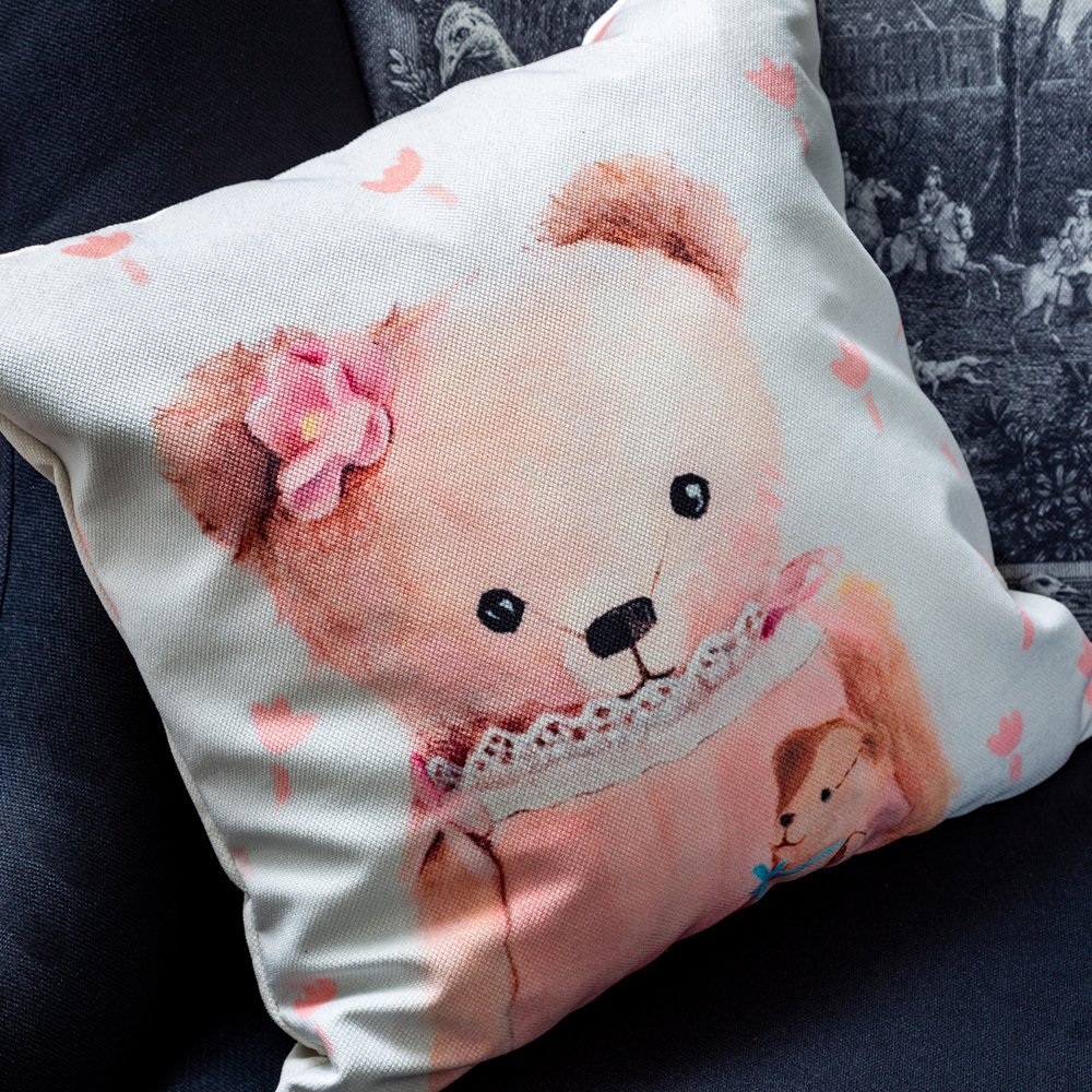 Декоративная подушка 45х45 см разноцветная "Любимая игрушка" BYOBJECT ЖИВОТНЫЕ 00-3873371 Бежевый;белый;розовый;разноцветный Object Desire - Вид №1