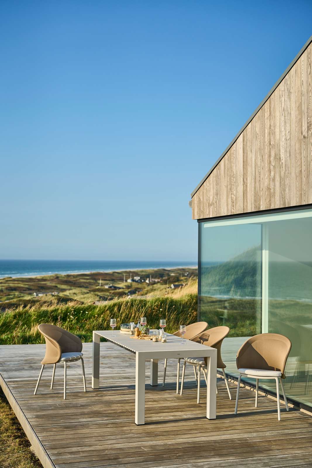 Переработанный пластиковый садовый стул со встроенной подушкой Mindo Mindo 114 ARCH-00139841 - Вид №10