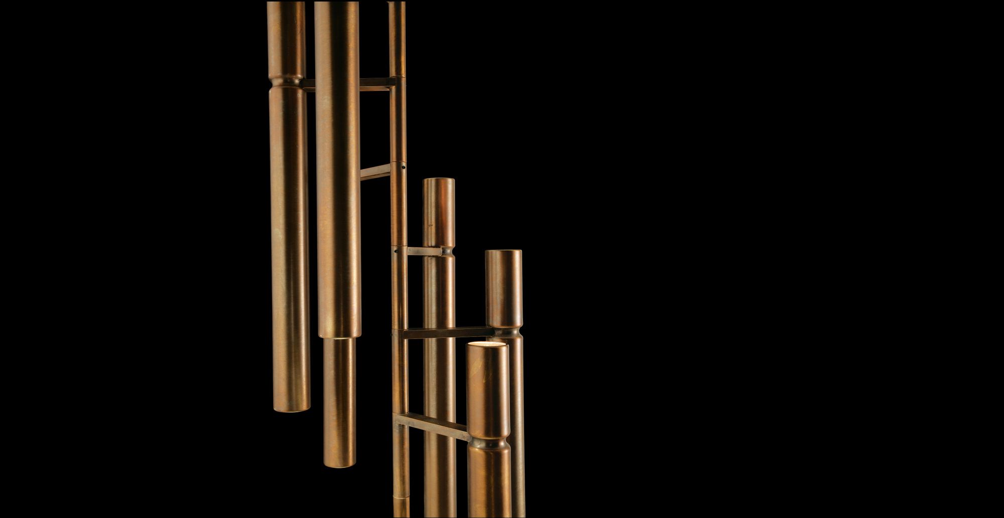 Латунный светодиодный подвесной светильник Henge Tubular ARCH-00075881 - Вид №1