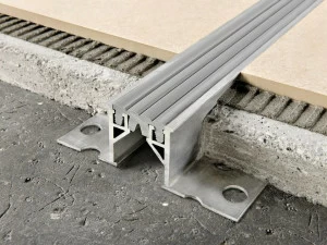 PROGRESS PROFILES Полы из синтетического каучука