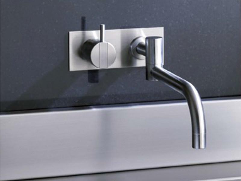 VOLA Смеситель для умывальника настенный с тарелкой sun-id-1491245 - Вид №1