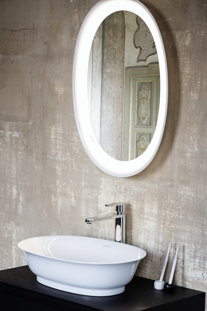 H4060700850001 Керамическое зеркало с LED подсветкой, включение от общего выключателя, 4000 K LAUFEN PRO - Вид №10