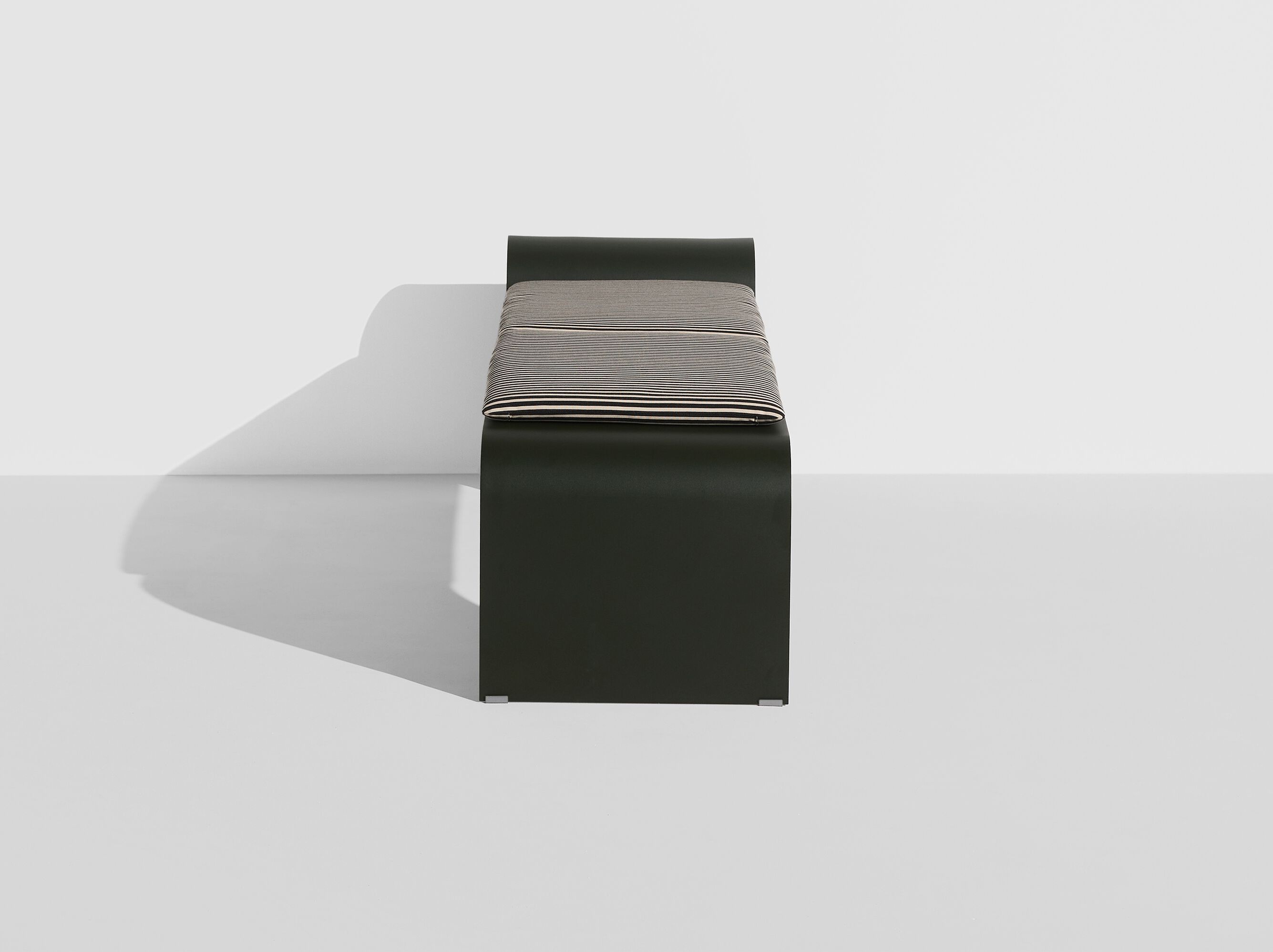 Алюминиевая садовая скамейка с порошковым покрытием Petite Friture Eclipse ARCH-00124586