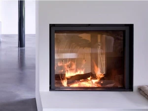 Stûv Двусторонний дровяной камин из стали и стекла Stûv 21