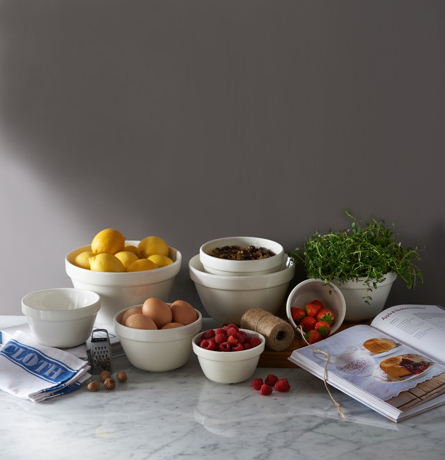 2005.002 Форма для пудинга original 20 см белая Mason Cash  - Вид №1