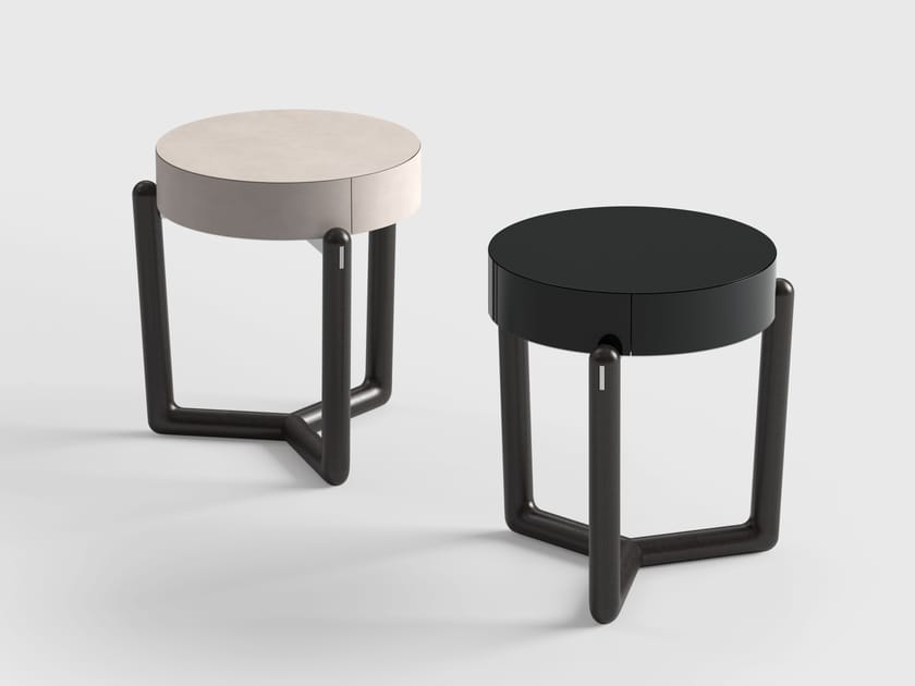 Прикроватная тумбочка с ящиками из лакированного дерева CPRN HOMOOD Shapes ARCH-00022416