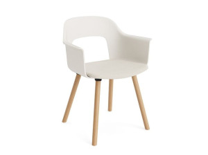 Стул с мягким сиденьем с подлокотниками