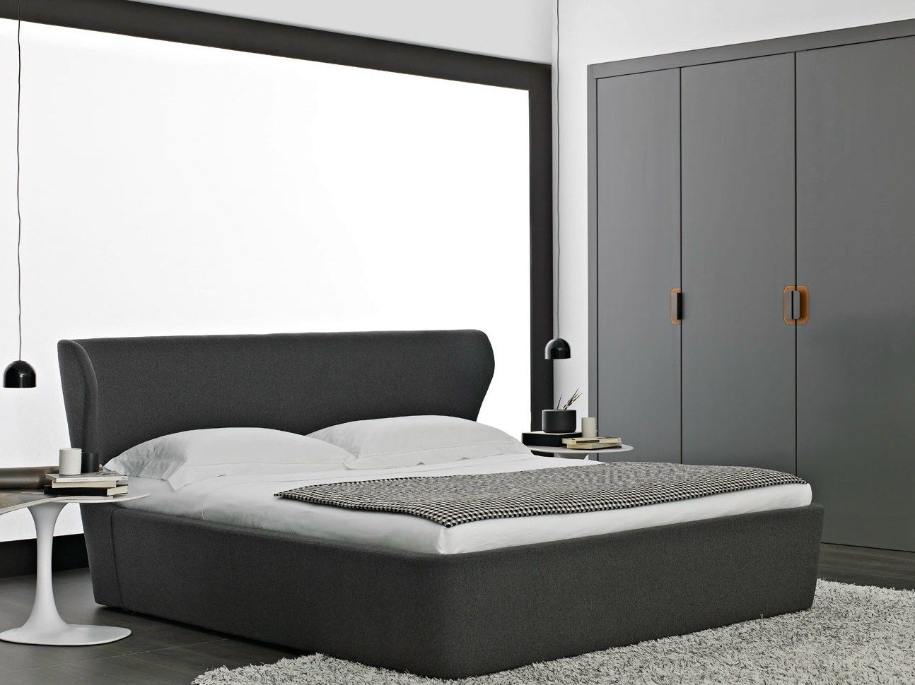 Двуспальная кровать из ткани с мягким изголовьем B&B Italia ARCH-00064669 - Вид №2