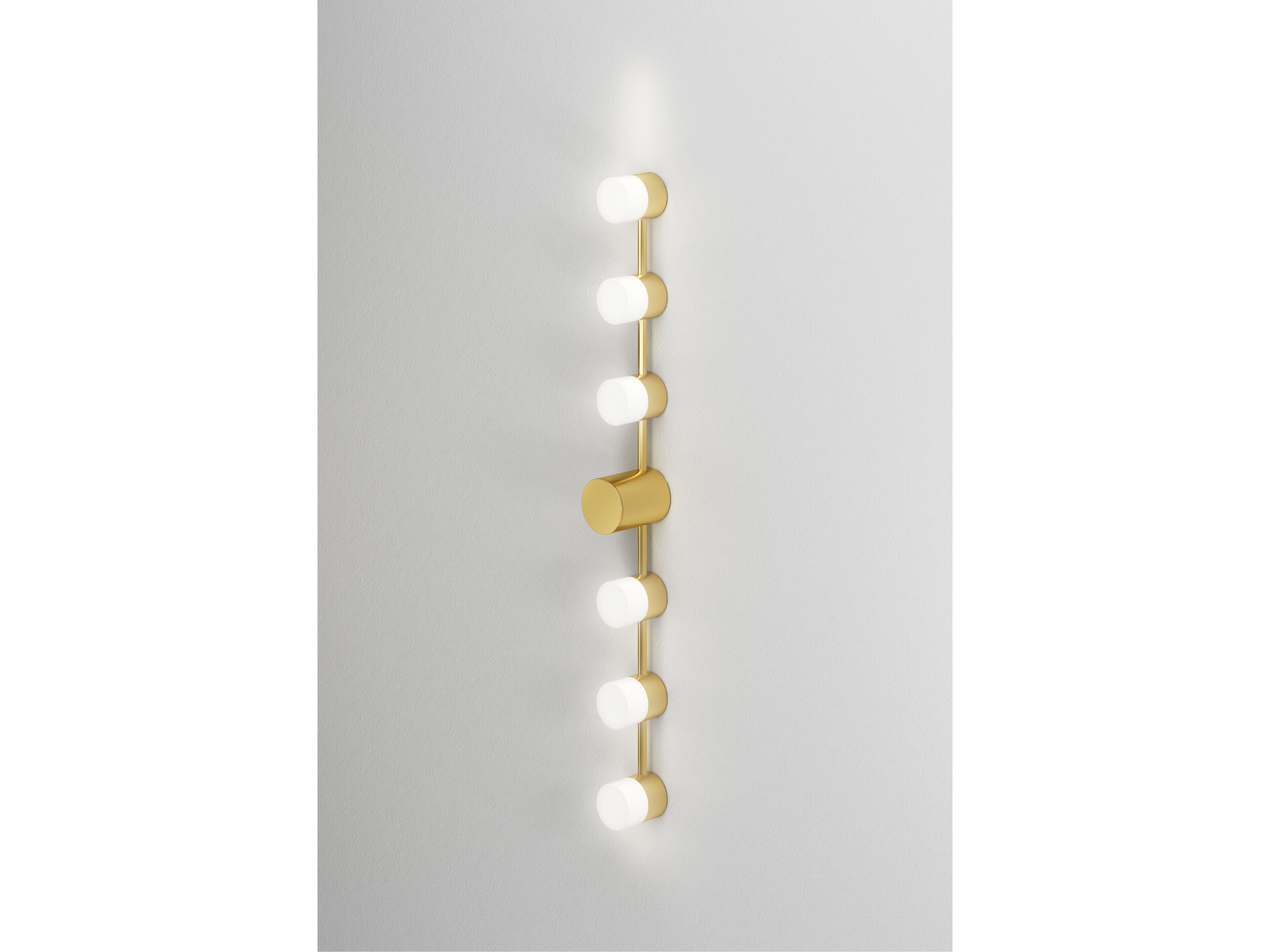 Латунный настенный светильник для ванной комнаты CVL Luminaires Backstage ARCH-00066130 - Вид №5