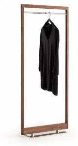 ManifestoDesign Вешалка из орехового дерева Otto